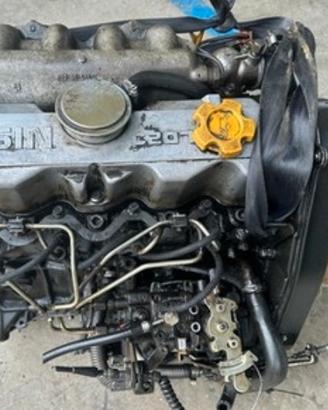 pompa iniezione nissan motore LD23 