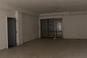 Locale commerciale uso negozio