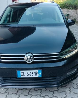 VW Touran 2016