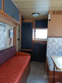 CAMPER MANSARDATO 
