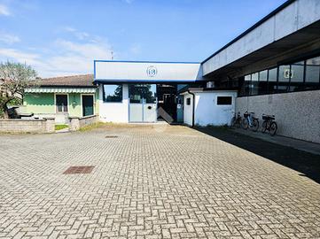 CAPANNONE A BORGO SAN GIACOMO