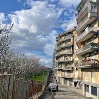 2 LOCALI A CASORIA