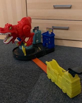Hot Wheels Assalto del T-Rex PlaySet