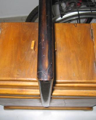 Scatola da cucito Vintage in legno