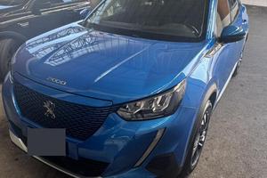 Peugeot E-2008