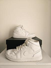 scarpe Jordan triple white