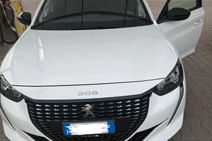 Peugeot 208 allure pack