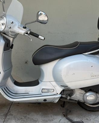 Vespa GTS 300 i.e. Touring