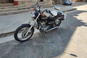 Honda Rebel 125cc del 1995 Bicilindrico 4000 Km