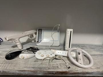 Nintendo wii +giochi e accessori vari