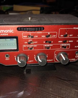 Preamplificatore Saramonic SR-AX 104