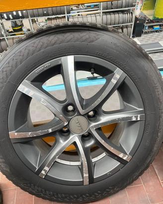 GOMME INVERNALI  CON CERCHI IN LEGA