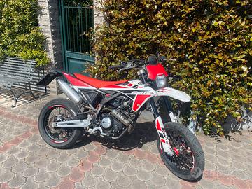 Fantic xmf 125 motard Performance