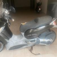 Scooter scarabeo 500