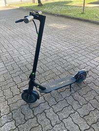 Monopattino elettrico  TREVI  VELOCIPTOR ES 85