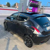 Lancia Ypsilon S