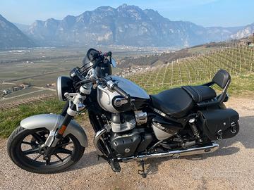 Royal Enfield Super Meteor 650