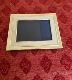 Cornice in argento e madreperla cm. 24x20