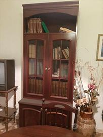 Mobili vintage in legno massiccio