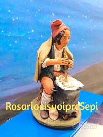 Personaggio presepe ceramica di Caltagirone 