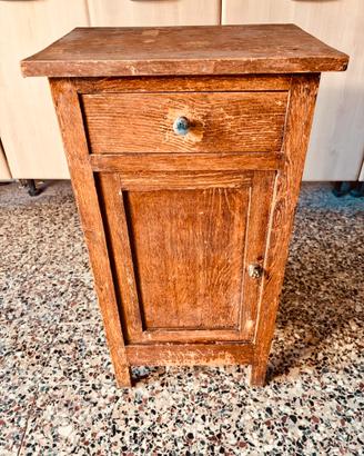 Comodino antico in legno