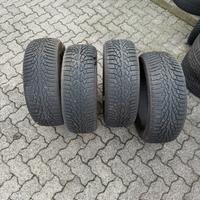 Nokian WRD4 215/55-17 98H