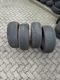 Nokian WRD4 215/55-17 98H
