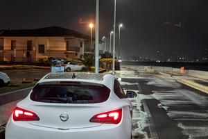 OPEL ASTRA GTC 150CV 