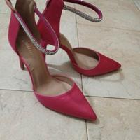 Scarpe eleganti raso