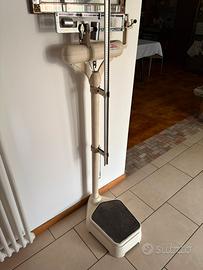 Bilancia da farmacia anni 60