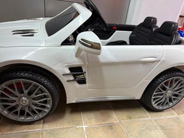 Auto elettrica Mercedes 