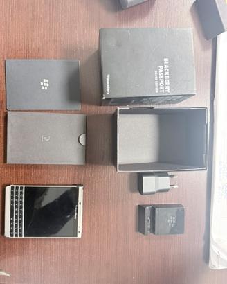 BLACKBERRY PASSPORT SILVER EDITION