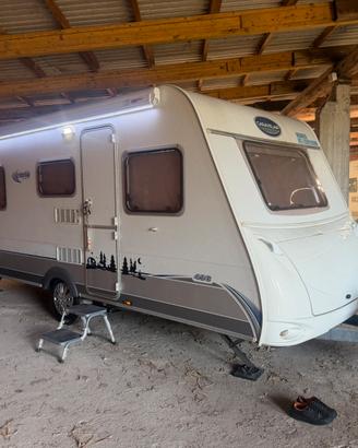 Caravelair Antares Lux 496
