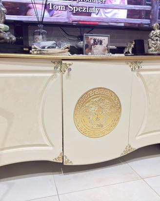 Mobili d arredo