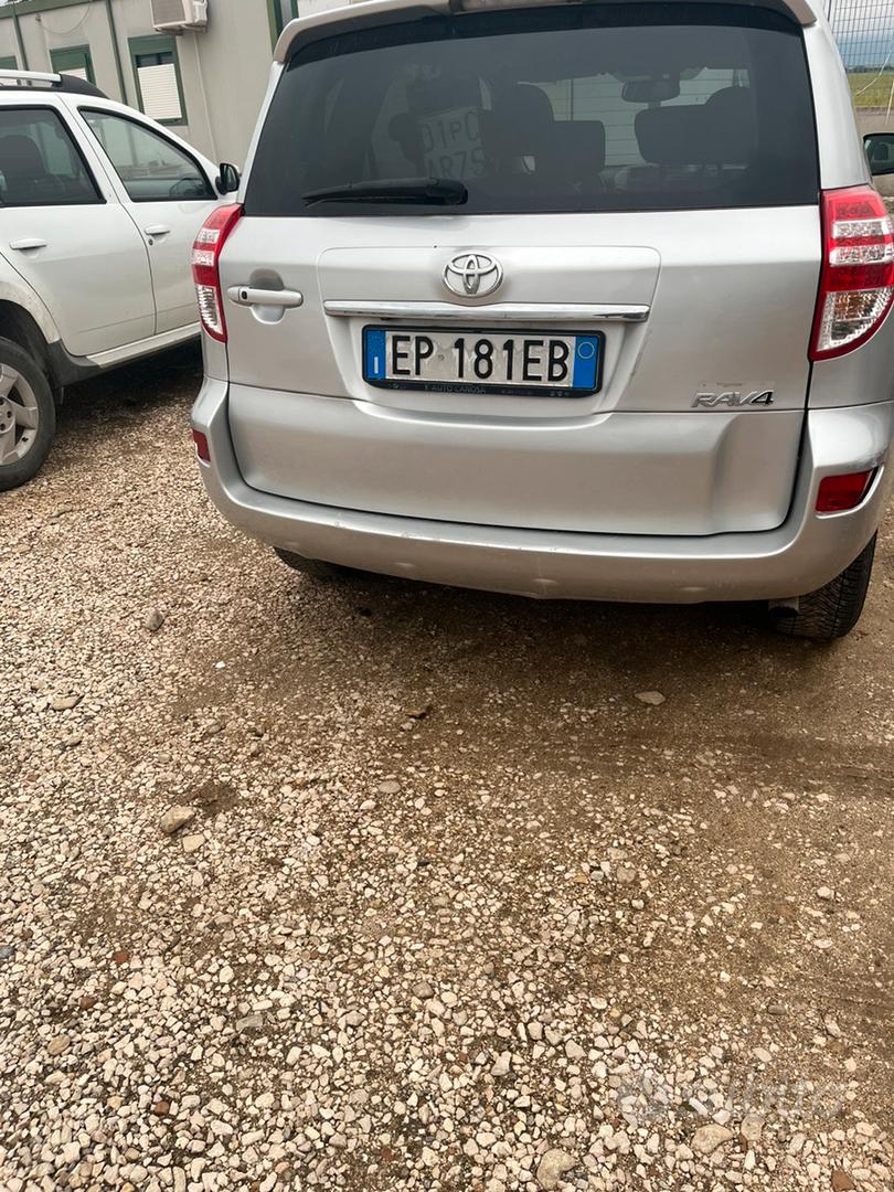 Toyota Rav4 2013 photo 2