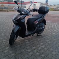 Honda SH350 Sport