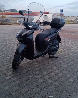 Honda SH350 Sport