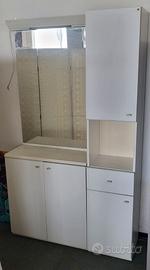 Mobile componibile con specchio