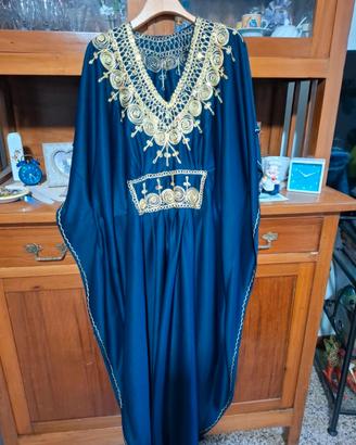 Vestito originale del Marocco  ricamato a  mano 