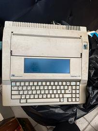 Macchina da scrivere