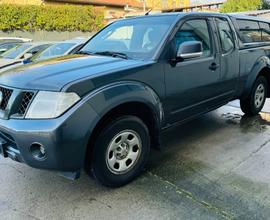 Nissan Navara 2.5 dCi 190CV 2 porte King Cab Sport