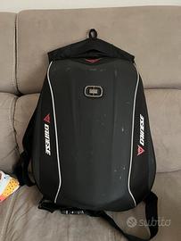 Zaino Dainese con paraschiena integrato