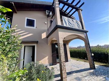 Villetta semi indipendente