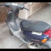 scooter modello 50 Yamaha Neos ovetto