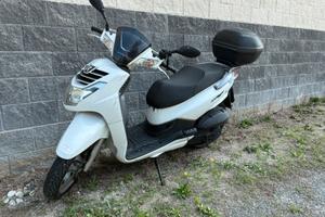 Peugeot lxr 200 scooter