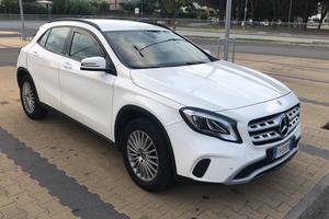 Mercedes gla 200 d business