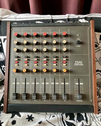 Mixer Teac Model 2A