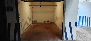 Garage 15 mq + 3m X 5m - Via Roma 54