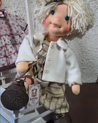 bambola fatta a mano