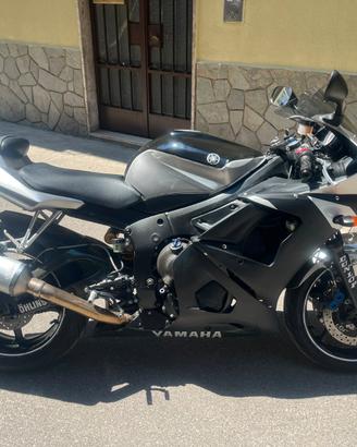 Yamaha r6